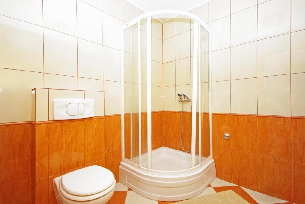 Apartments Villa Rose ซูมาร์ติน ภายนอก รูปภาพ